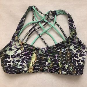 Lululemon Free to be Wild Bra